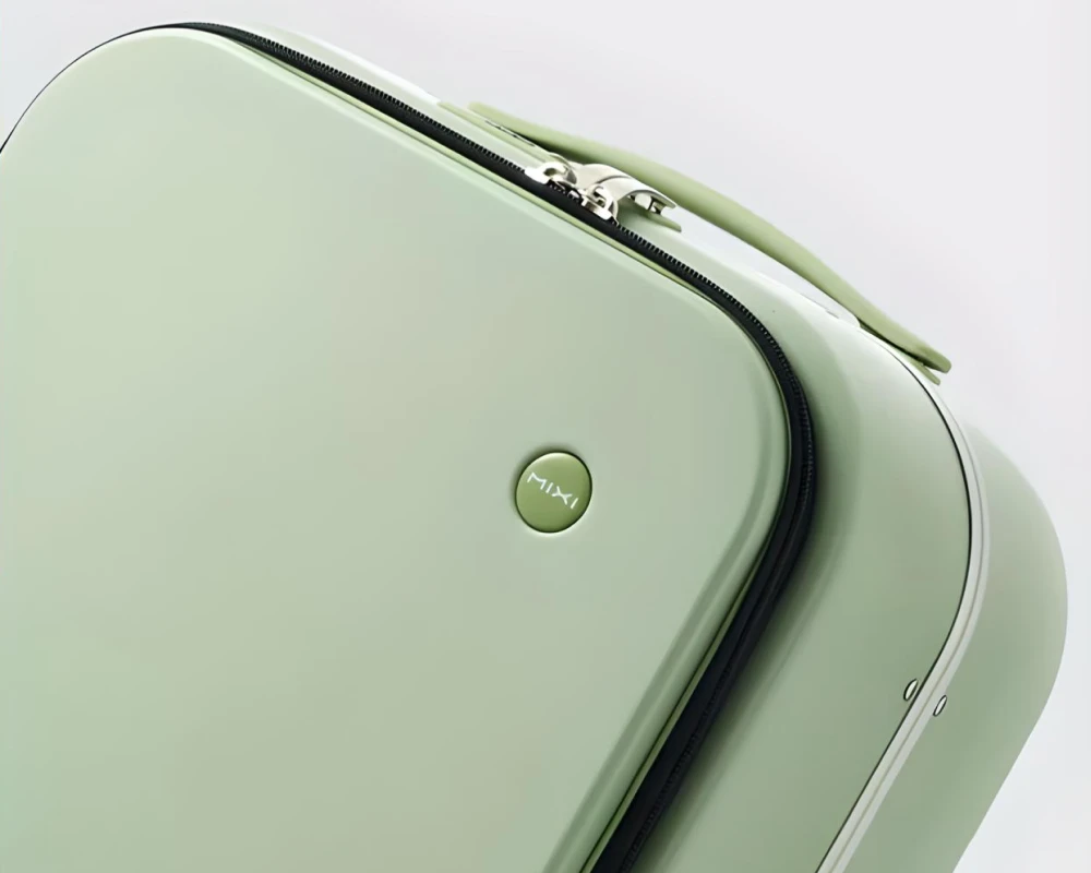 best travel suitcase carry on